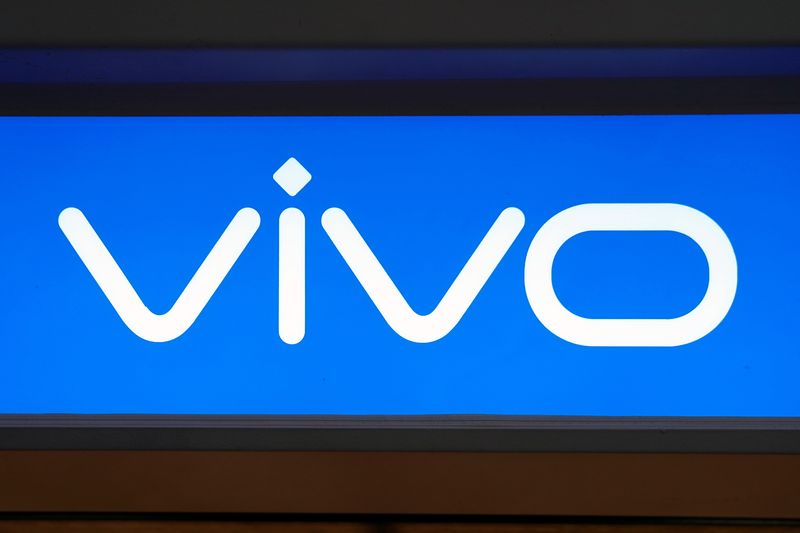 &copy; Reuters. Le logo Vivo vu dans un centre commercial à Shanghai, en Chine. /Photo prise le 22 février 2019/REUTERS/Aly Song