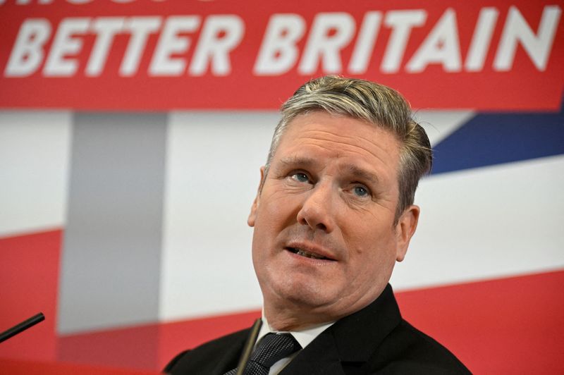 &copy; Reuters. FILE PHOTO: Leader of the Labour Party Keir Starmer speaks at an event in London, Britain, February 27, 2023. REUTERS/Toby Melville/File Photo