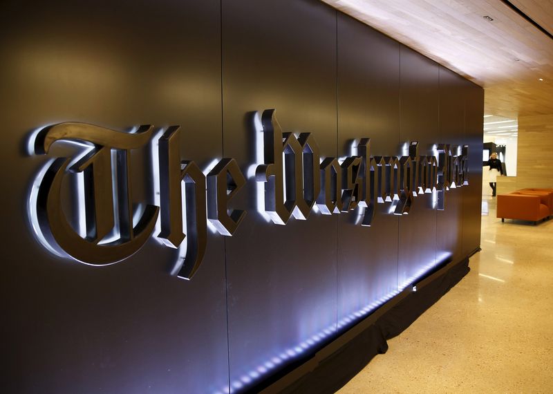 © Reuters. The newspaper's banner logo is seen during the grand opening of the Washington Post newsroom in Washington January 28, 2016.  REUTERS/Gary Cameron/File photo