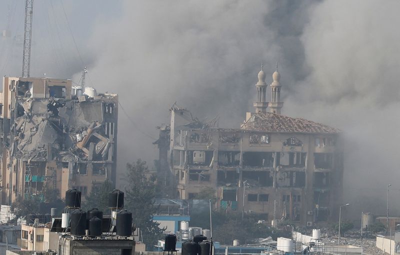 &copy; Reuters. Une frappe israélienne à Gaza. /Photo prise le 11 octobre 2023/REUTERS/Mohammed Salem