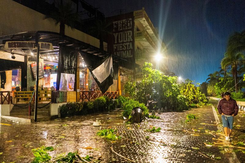 Hurricane Lidia kills one in Mexico before storm dissipates rapidly