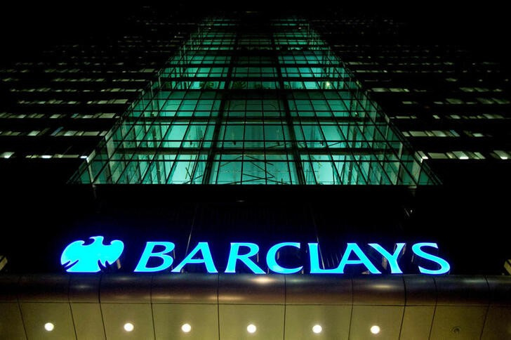 &copy; Reuters. Imagen de archivo de la sede de Barclays en Londres, Reino Unido. 6 febrero 2013. REUTERS/Neil Hall