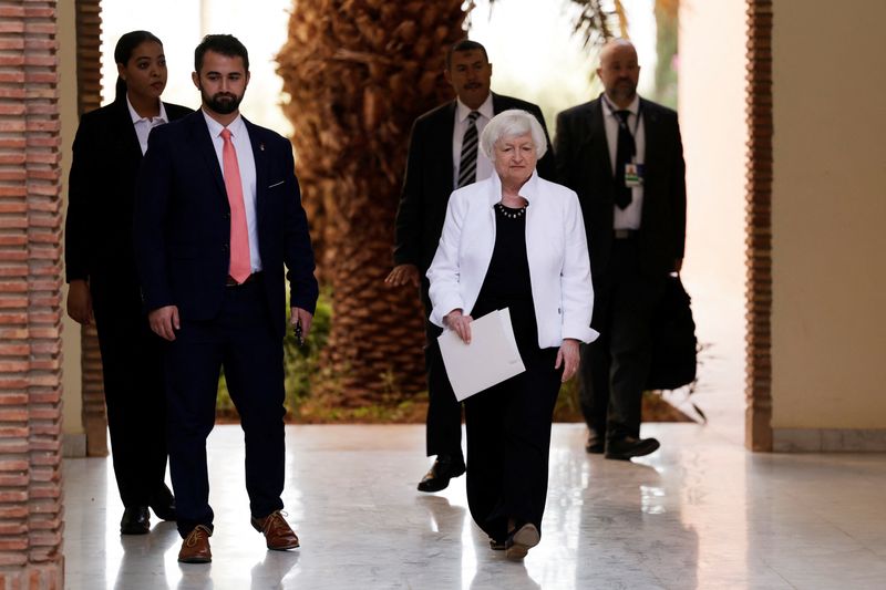 &copy; Reuters. Secretária do Tesouro dos EUA, Janet Yellen, chega para entrevista no terceiro dia da reunião anual do FMI e do Banco Mundial em Marrakech, Marrocos
11/10/2023
REUTERS/Susana Vera