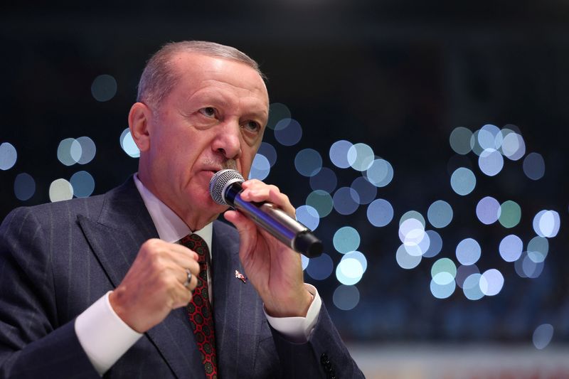 &copy; Reuters. الرئيس التركي رجب طيب أردوغان يلقي خطابا في أنقرة يوم السابع من أكتوبر تشرين الأول 2023. صورة لرويترز من الرئاسة التركية. يحظر إعادة بيع الصور