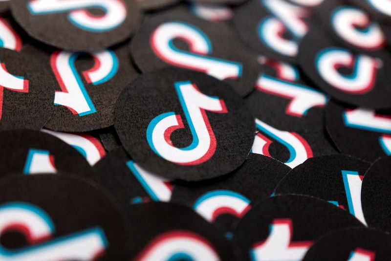 &copy; Reuters. FILE PHOTO: Printed TikTok logos are seen in this illustration taken February 15, 2022. REUTERS/Dado Ruvic/Illustration/File Photo