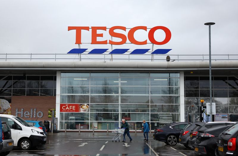 &copy; Reuters. FILE PHOTO: A general view of Tesco, in Oldham, Britain, April 13, 2023. REUTERS/Molly Darlington