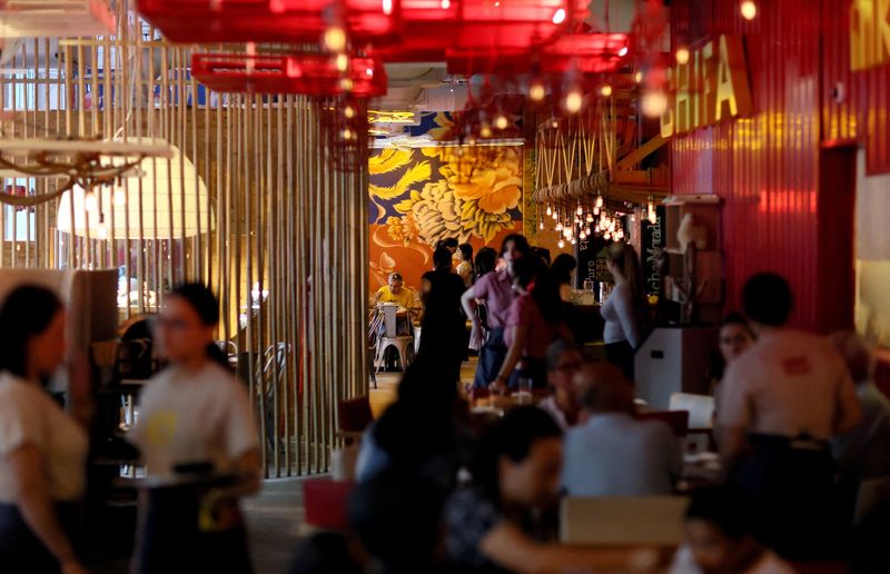 &copy; Reuters. FILE PHOTO: Scenes from Jose Andres's China Chilcano restaurant, that serves lab-grown chicken from GOOD Meat, in Washington, U.S., July 13, 2023. REUTERS/Leah Millis/File Photo