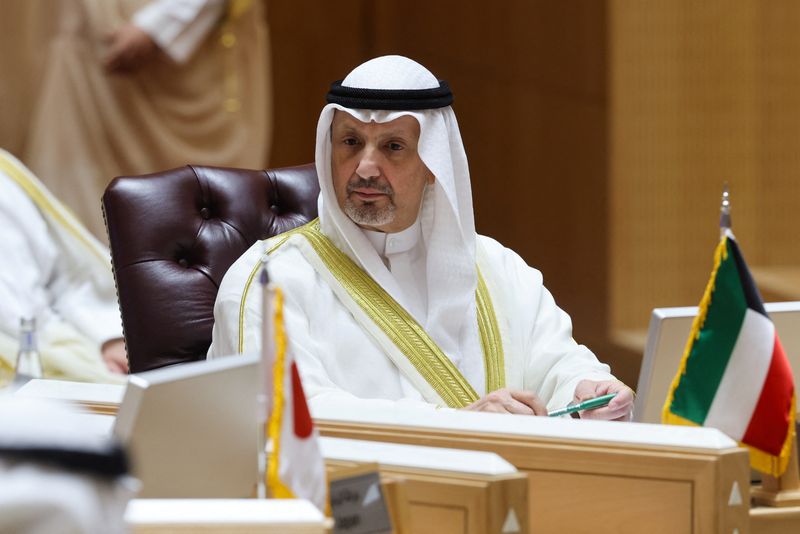 &copy; Reuters. وزير الخارجية الكويتي الشيخ سالم الصباح خلال اجتماع في الرياض يوم السابع من سبتمبر أيلول 2023. تصوير: أحمد يسري - رويترز.
