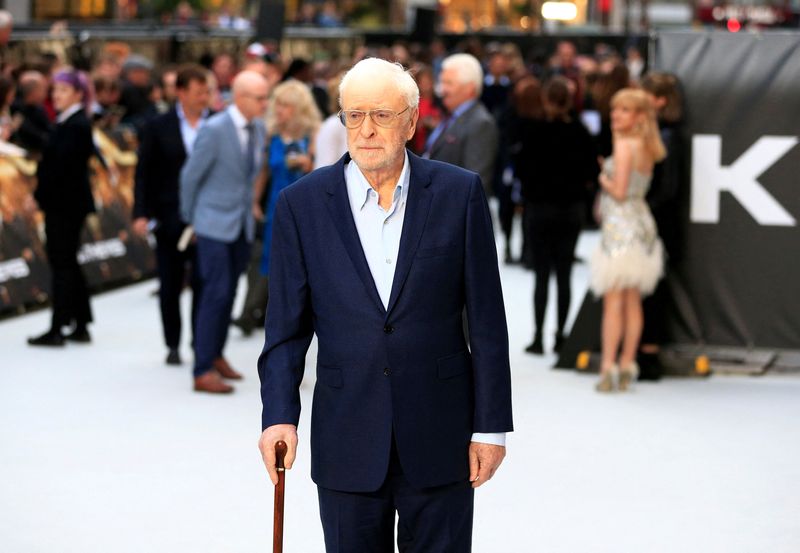&copy; Reuters. FILE PHOTO: Actor Sir Michael Caine arrives at the world premiere of King of Thieves in London, Britain, September 12, 2018. REUTERS/James Akena/File Photo