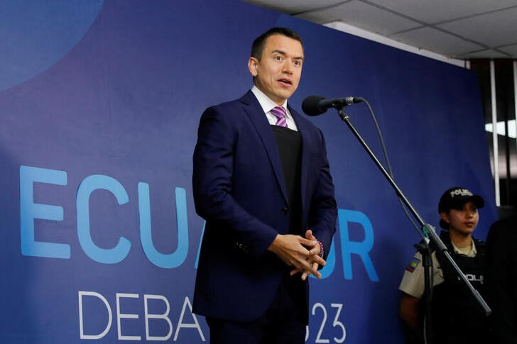 &copy; Reuters. Foto de archivo del candidato presidencial ecuatoriano Daniel Noboa en un debate televisado en Quito
Oct 1, 2023. REUTERS/Karen Toro