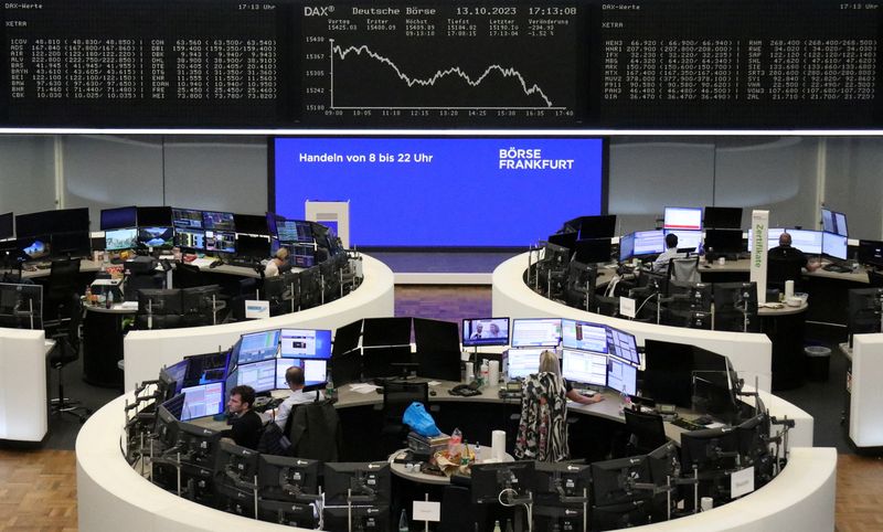 &copy; Reuters. FILE PHOTO: The German share price index DAX graph is pictured at the stock exchange in Frankfurt, Germany, October 13, 2023.    REUTERS/Staff/File photo