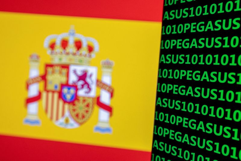 &copy; Reuters. FOTO DE ARCHIVO: La palabra Pegasus, código binario y la bandera española se ven en esta ilustración tomada el 4 de mayo de 2022. REUTERS/Dado Ruvic/Illustration/File Photo