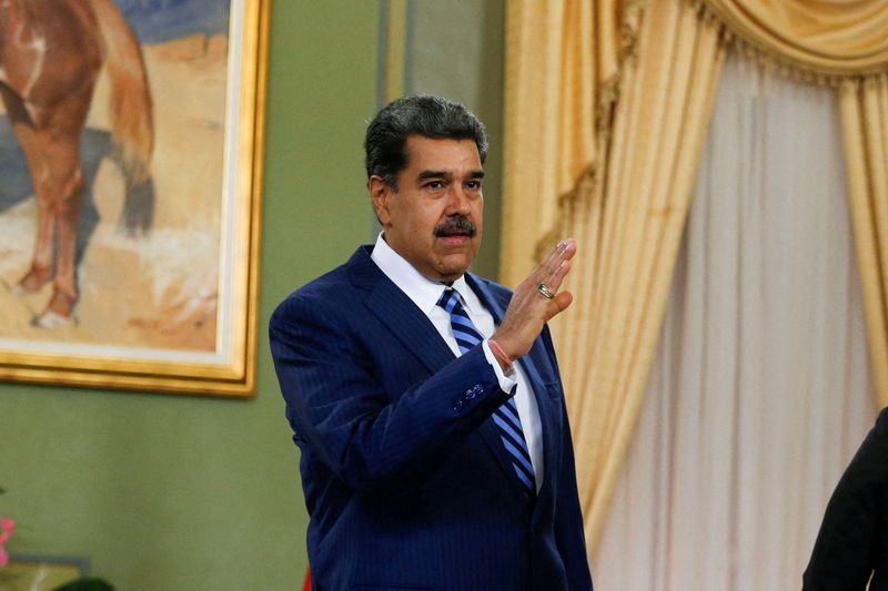 &copy; Reuters. Presidente venezuelano, Nicolás Maduro, no Palácio Miraflores, em Caracas
16/08/2023
REUTERS/Leonardo Fernandez Viloria