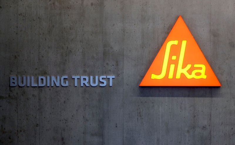 © Reuters. The logo of Swiss chemical group Sika is seen at the company's headquarters in Zurich, Switzerland October 7, 2021.  REUTERS/Arnd Wiegmann