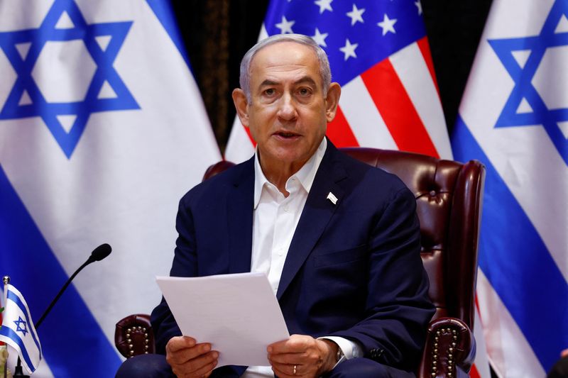 &copy; Reuters. رئيس الوزراء الإسرائيلي بنيامين نتنياهو يتحدث خلال اجتماعه مع الرئيس الأمريكي جو بايدن (لا يظهر في الصورة) في تل أبيب يوم الأربعاء . تصوير : إ