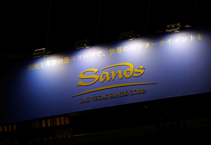 &copy; Reuters. The logo of Las Vegas Sands Corp is pictured at the Japan IR EXPO in Yokohama, Japan January 29, 2020. REUTERS/Kim Kyung-Hoon