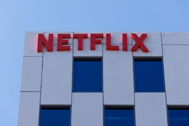 &copy; Reuters. Logo da Netflix em edifício em Los Angeles, Califórnia
12/7/2023 REUTERS/Mike Blake/Arquivo