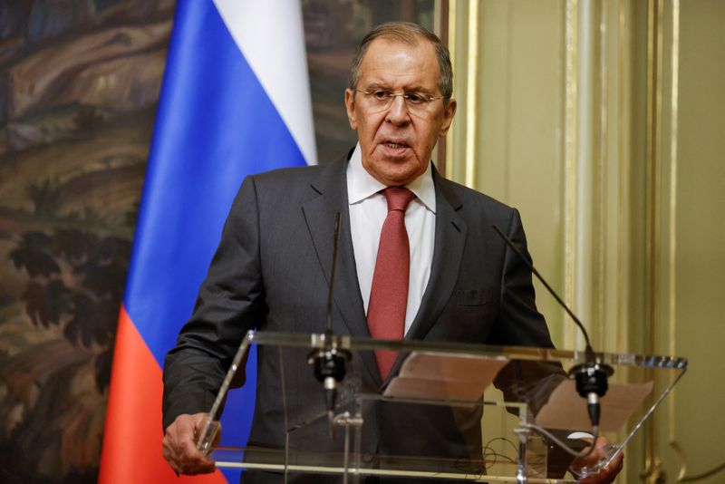 &copy; Reuters. وزير الخارجية الروسي سيرجي لافروف خلال اجتماع في موسكو يوم التاسع من أكتوبر تشرين الاول 2023. صورة لرويترز من ممثل لوكالات الأنباء.