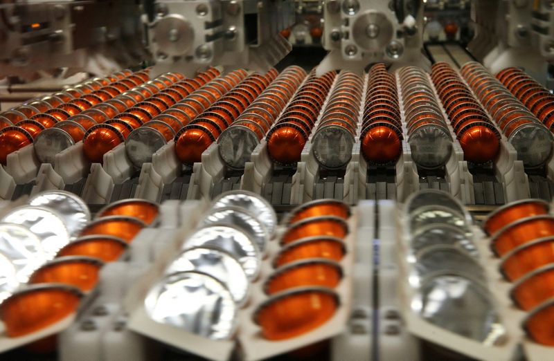 © Reuters. FILE PHOTO: Pods of the Vertuoline are pictured at the Nespresso production plant, part of food giant Nestle, in Romont, Switzerland, August 30, 2016. REUTERS/Denis Balibouse/File Photo