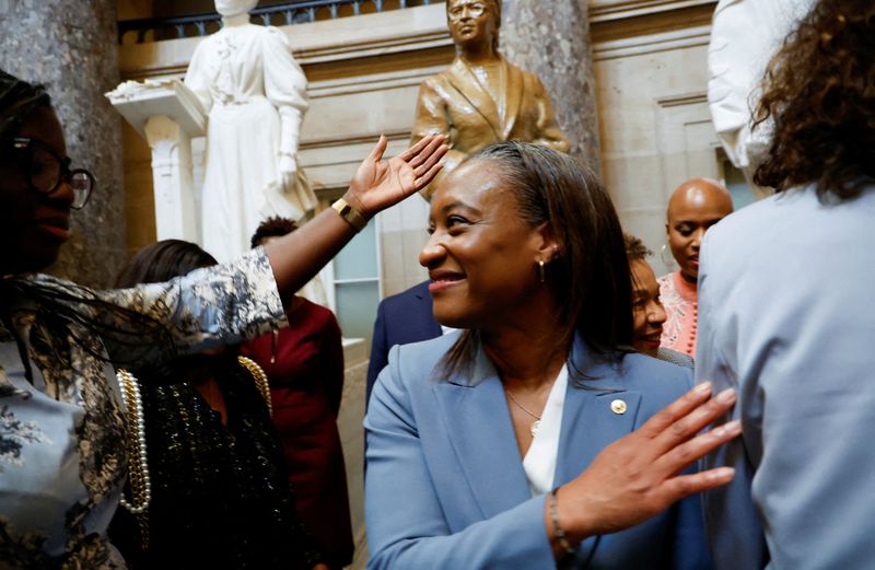 &copy; Reuters. FILE PHOTO: U.S. Senator Laphonza Butler (D-CA) is congratulated by new colleagues from the Congressional Black Caucus after being sworn in as the newest member of the caucus in front of the statue of civil rights leader Rosa Parks in Statuary Hall, short