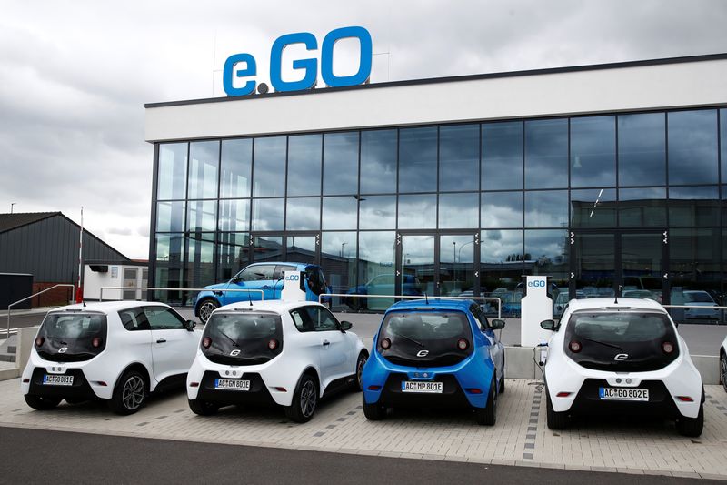 &copy; Reuters. FILE PHOTO: The first e.GO Life electric cars of e.GO Mobile AG are parked in front of the headquarters of the German e-car start-up during kick-off for the production of 30,000 yearly units in Aachen, Germany, May 9, 2019.   REUTERS/Wolfgang Rattay/File 