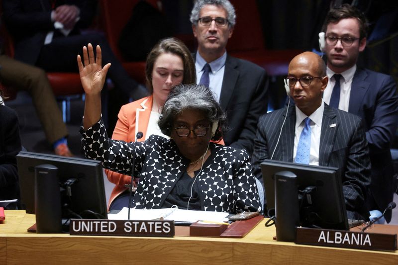 &copy; Reuters. Embaixadora dos EUA, Linda Thomas-Greenfield, vota contra resolução proposta pelo Brasil sobre conflito Israel-Hamas no Conselho de Segurança da ONU
18/10/2023
REUTERS/Mike Segar