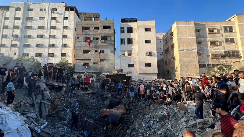 Arabs condemn Israel's Gaza bombardment, urge fresh peace push