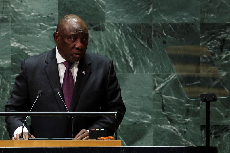 &copy; Reuters. رئيس جنوب أفريقيا سيريل رامابوسا يلقي كلمة أمام الجمعية العامة للأمم المتحدة في نيويورك يوم 19 سبتمبر أيلول 2023. تصوير: مايك سيجار - رويترز