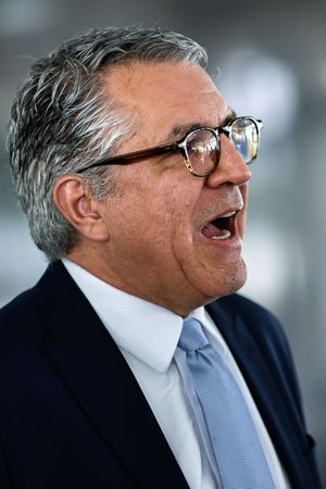 Governo firmou acordo para votação do projeto de fundos exclusivos e offshore esta semana, diz Padilha