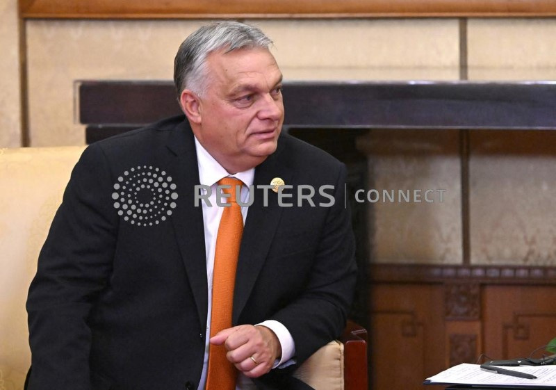&copy; Reuters. O primeiro-ministro húngaro, Viktor Orban, em reunião com o presidente russo, Vladimir Putin, em Pequim, China
17/10/2023
Sputnik/Grigory Sysoyev/Pool via REUTERS 