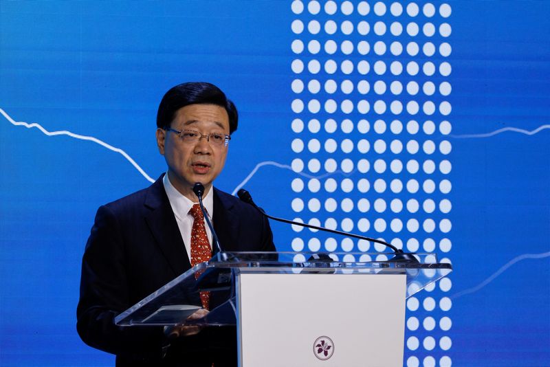 &copy; Reuters. Hong Kong Chief Executive John Lee speaks during the Global Financial Leaders Investment Summit in Hong Kong, China November 2, 2022. REUTERS/Tyrone Siu/File Photo