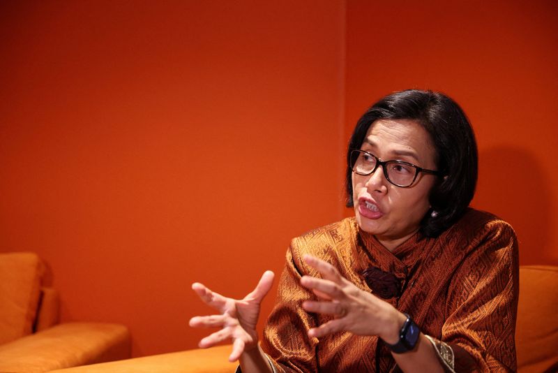 © Reuters. FILE PHOTO: Indonesia’s Finance Minister Sri Mulyani Indrawati speaks during an interview with Reuters, on the sidelines of the Asian Development Bank (ADB) annual meeting in Incheon, South Korea, May 3, 2023. REUTERS/Kim Hong-Ji/File Photo