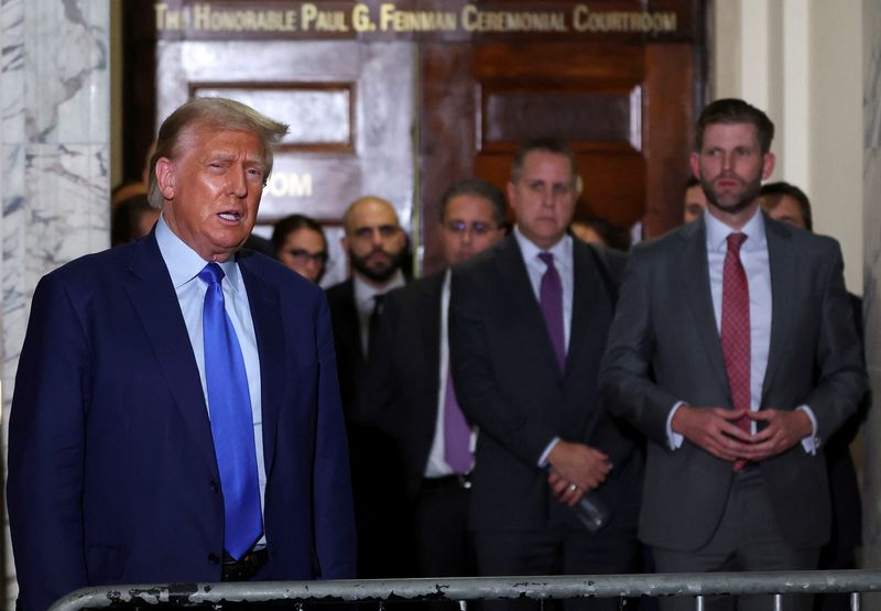 &copy; Reuters. Former U.S. President Donald Trump attends the Trump Organization civil fraud trial, in New York State Supreme Court in the Manhattan borough of New York City, U.S., October 24, 2023. REUTERS/Mike Segar