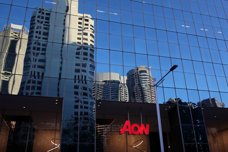 &copy; Reuters. FILE PHOTO: An office building with Aon logo is seen amidst the easing of the coronavirus disease (COVID-19) restrictions in the Central Business District of Sydney, Australia, June 3, 2020. Picture taken June 3, 2020.  REUTERS/Loren Elliott/File Photo