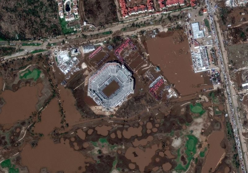 &copy; Reuters. Satellite view shows Arena GNP Seguros in the aftermath of Hurricane Otis, in Acapulco, Mexico October 26, 2023.   Maxar Technologies/Handout via REUTERS 
