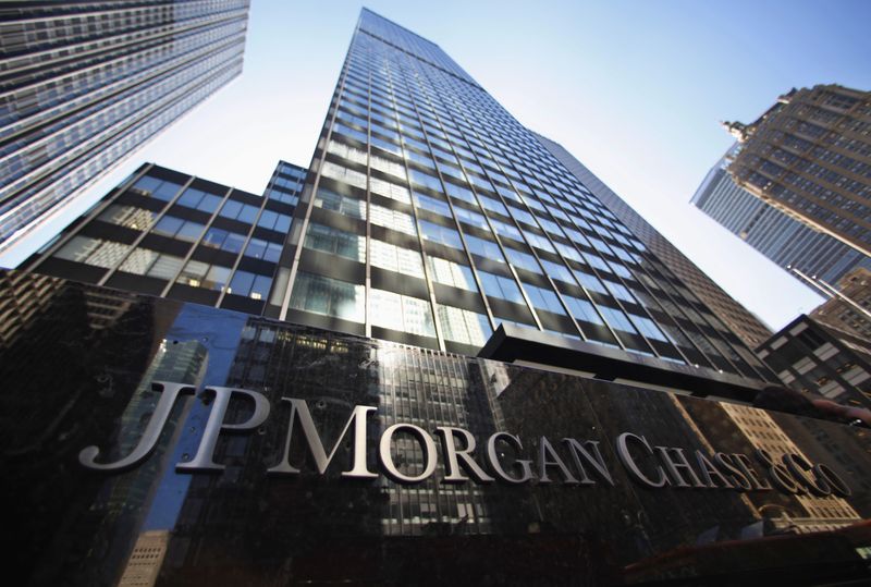 &copy; Reuters. Logo JP Morgan Chase a New York. 19 settembre 2013.   REUTERS/Mike Segar   