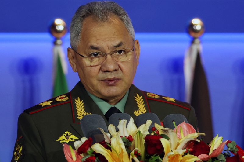 © Reuters. Russian Defence Minister Sergei Shoigu speaks at the Beijing Xiangshan Forum in Beijing, China October 30, 2023. REUTERS/Florence Lo/Pool