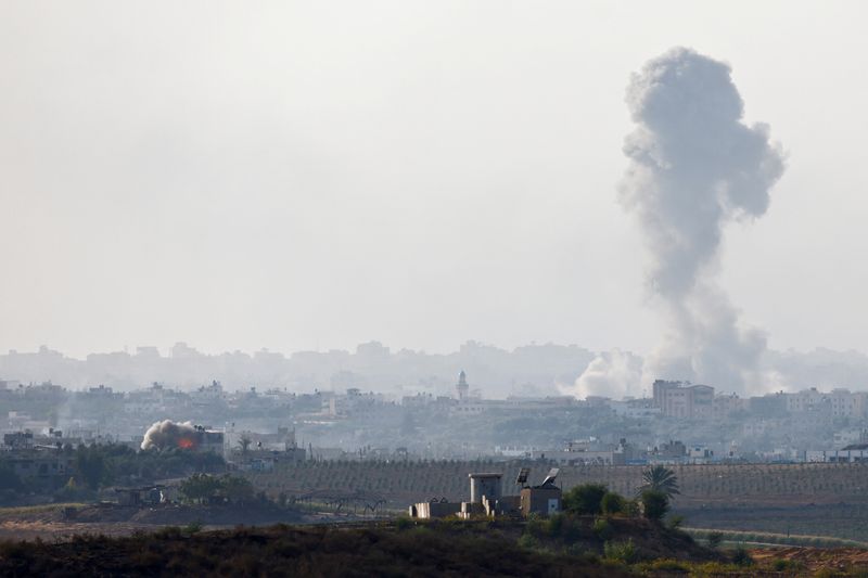 &copy; Reuters. Smoke billows after rockets were launched from the Gaza Strip to Israel, as seen from Israel, October 30, 2023. REUTERS/Amir Cohen    