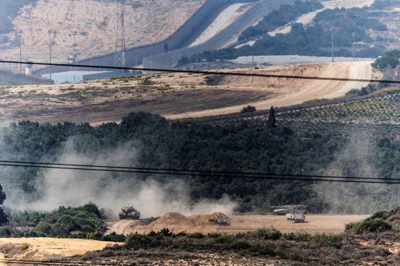 &copy; Reuters. Forças israelenses operam perto da fronteira de Gaza
 31/10/2023    REUTERS/Evelyn Hockstein