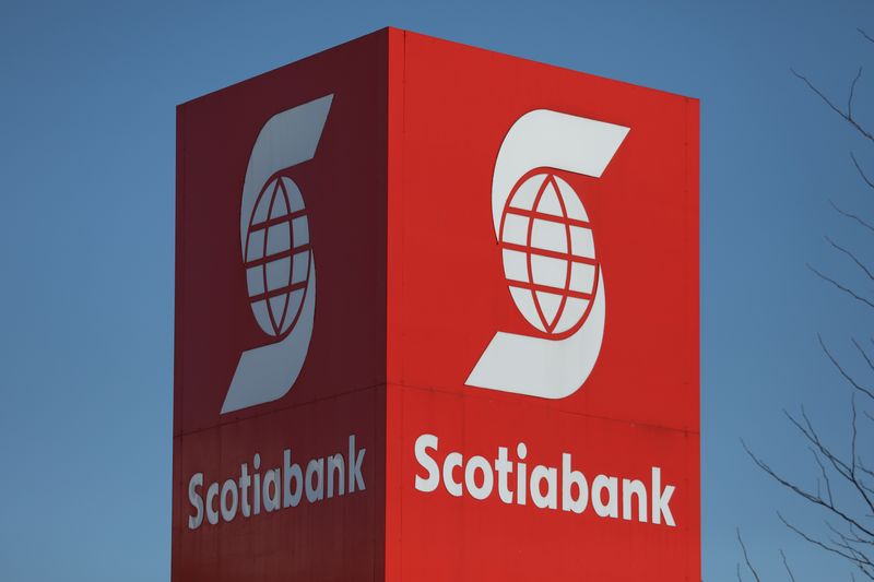 © Reuters. FILE PHOTO: The Bank of Nova Scotia (Scotiabank) logo is seen outside of a branch in Ottawa, Ontario, Canada, February 14, 2019. REUTERS/Chris Wattie/File Photo