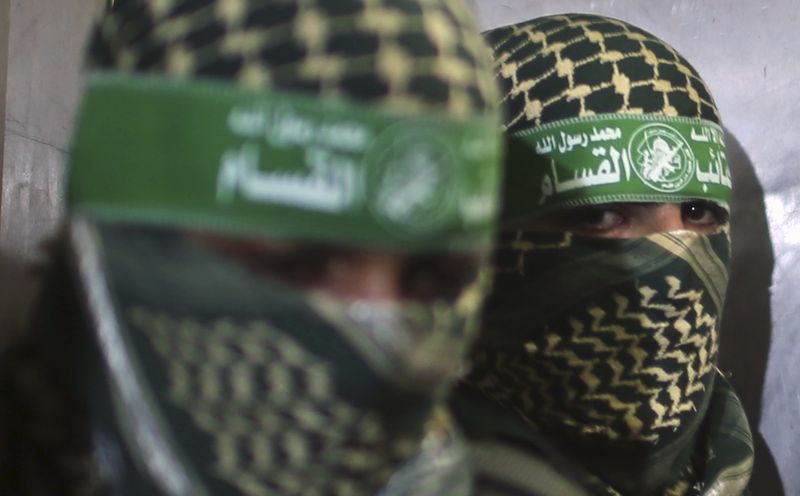 © Reuters. أعضاء من حركة المقاومة الإسلامية (حماس) في غزة في صورة من أرشيف رويترز.
