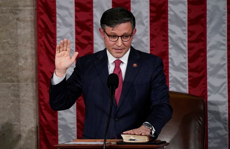 &copy; Reuters. Newly elected Speaker of the House Mike Johnson (R-LA) takes his oath of office after he was elected to be the new Speaker at the U.S. Capitol in Washington, U.S., October 25, 2023. REUTERS/Elizabth Frantz/File Photo