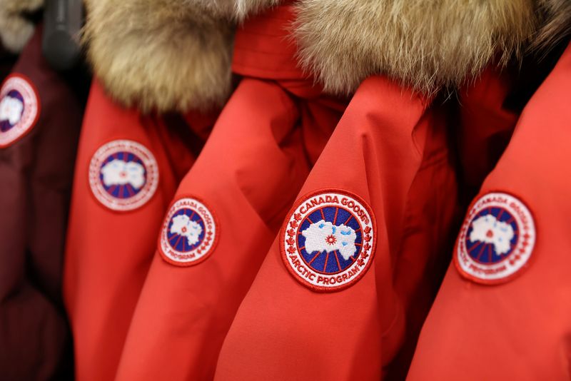 © Reuters. FILE PHOTO: Labels are seen on Canada Goose jackets in a store in Manhattan, New York City, U.S., February 7, 2022. REUTERS/Andrew Kelly