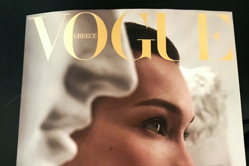 &copy; Reuters. FILE PHOTO: The front page of Vogue magazine is seen in Athens, Greece, March 31, 2019. REUTERS/George Georgiopoulos/File Photo