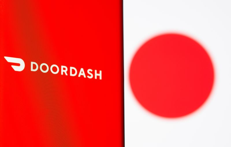 DoorDash projects core profit above estimates as delivery orders surge