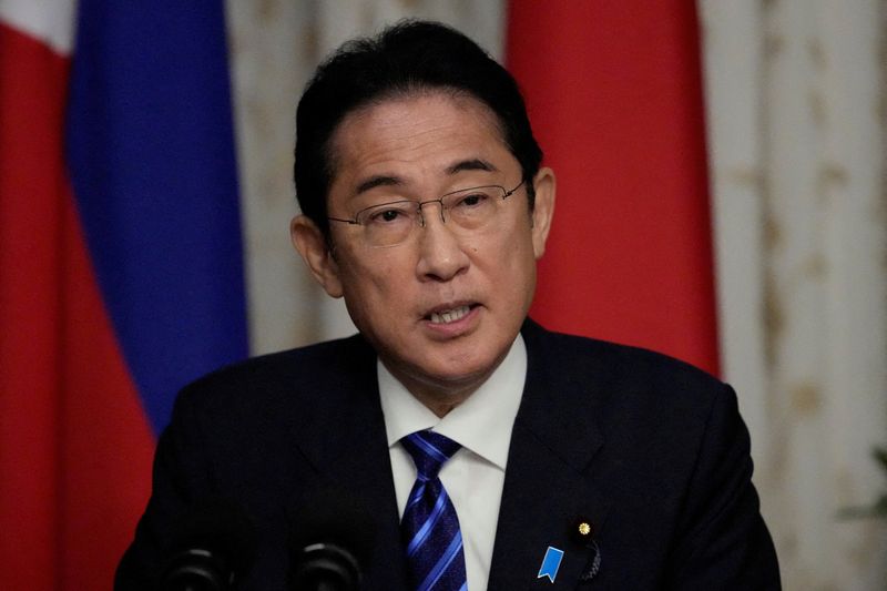 &copy; Reuters. Japanese Prime Minister Fumio Kishida speaks during his joint statement with Philippine President Ferdinand "Bongbong" Marcos Jr during their joint statement at Malacanang Palace in Manila, Philippines, November 3, 2023. Aaron Favila/Pool via REUTERS