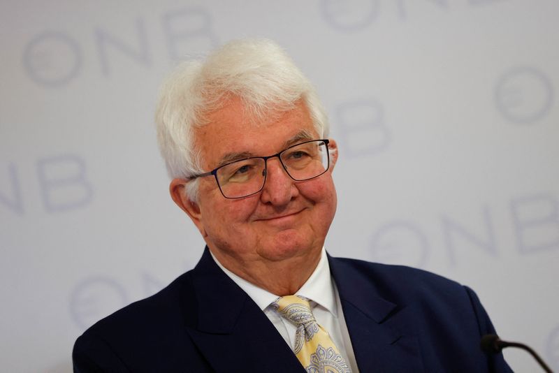 &copy; Reuters. European Central Bank policymaker Robert Holzmann holds a news conference on the latest economic forecasts by the Austrian National Bank, which he heads, the day after a scheduled rate-setting meeting in Vienna, Austria, December 16, 2022. REUTERS/Lisa Le