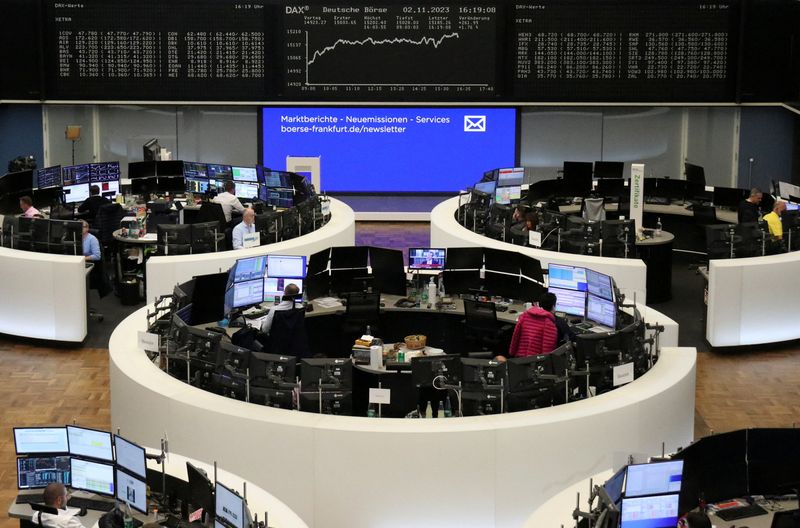 &copy; Reuters. The German share price index DAX graph is pictured at the stock exchange in Frankfurt, Germany, November 2, 2023.    REUTERS/Staff/File Photo
