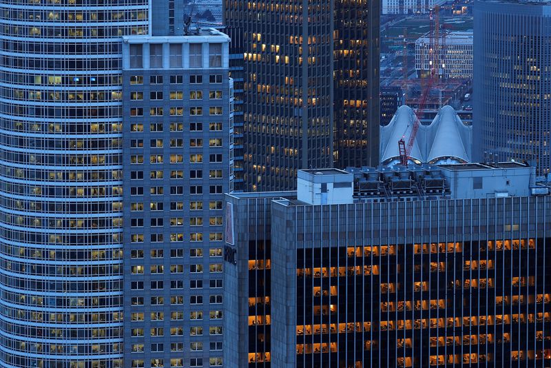 &copy; Reuters. FILE PHOTO: The financial district is photographed on early evening in Frankfurt, Germany, January 29, 2019.  REUTERS/Kai Pfaffenbach/File Photo