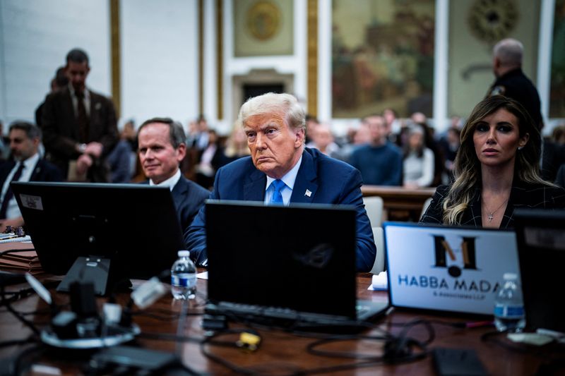 &copy; Reuters. FILE PHOTO: Former U.S. President Donald Trump attends the Trump Organization civil fraud trial, in New York State Supreme Court in the Manhattan borough of New York City, U.S., November 6, 2023. Jabin Botsford/Pool via REUTERS/File Photo